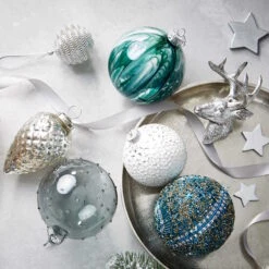 Deko-Teller Ø34cm BANQUET In Silber 12 Deko-Teller Ø34cm BANQUET In Silber -Allgemeiner Haushaltswarenladen butlers deko teller o34cm banquet in silber 4