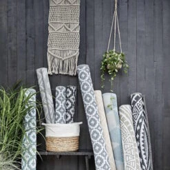 In- & Outdoor-Teppich Mosaik L 200 X B 150cm COLOUR CLASH In Taupe 17 In- & Outdoor-Teppich Mosaik L 200 X B 150cm COLOUR CLASH In Taupe -Allgemeiner Haushaltswarenladen butlers in and outdoor teppich mosaik l 200 x b 150cm colour clash in taupe 6