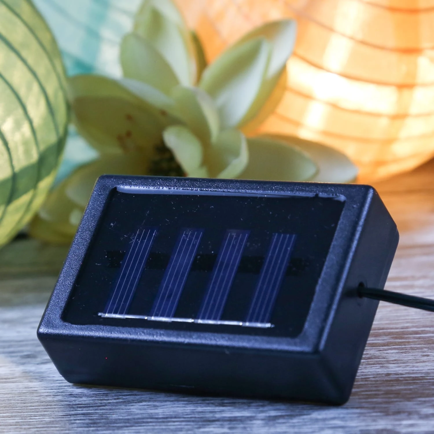 LED Solar Lichterkette 10 Lampions In Gelb - L: 4,5m 8 LED Solar Lichterkette 10 Lampions In Gelb - L: 4,5m – Bild 6