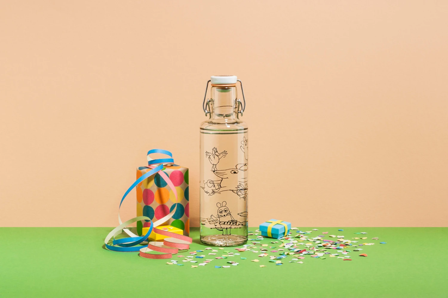 Trinkflasche Aus Glas „Die Maus Crew" In Orange - 600ml 4 Trinkflasche Aus Glas „Die Maus Crew" In Orange - 600ml – Bild 2