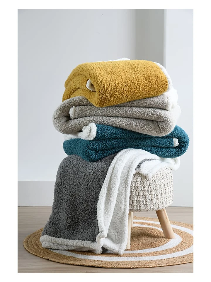 Plaid "Lovea" In Senf - (L)160 X (B)130 Cm 6 Plaid "Lovea" In Senf - (L)160 X (B)130 Cm – Bild 4