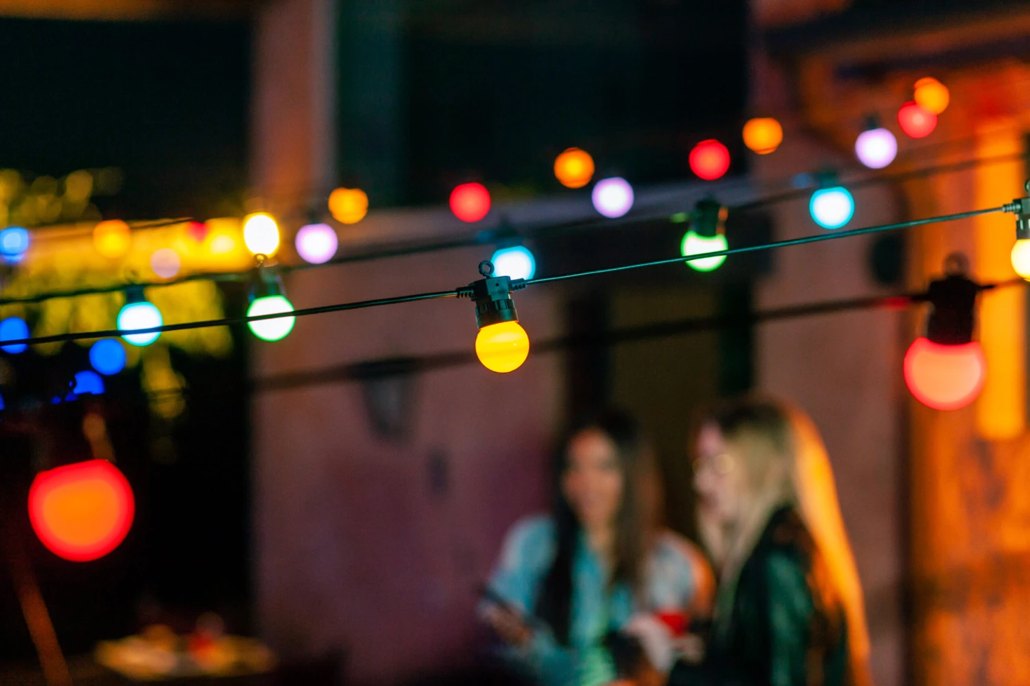 Twinkly Smarte Party-Lichterkette FESTOON 40 LEDs In Bunt - RGB LED 5 Twinkly Smarte Party-Lichterkette FESTOON 40 LEDs In Bunt - RGB LED – Bild 3