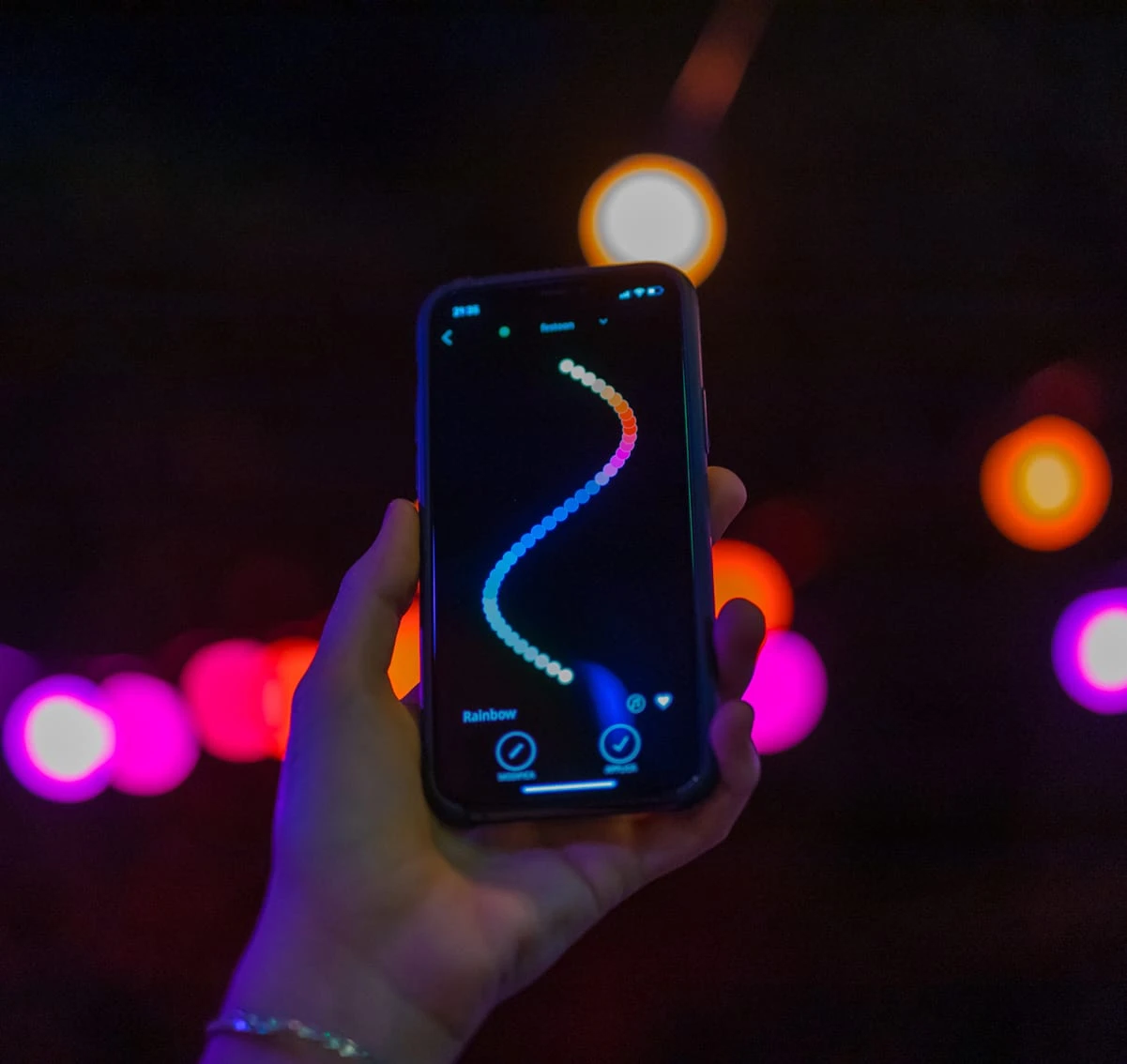 Twinkly Smarte Party-Lichterkette FESTOON 40 LEDs In Bunt - RGB LED 7 Twinkly Smarte Party-Lichterkette FESTOON 40 LEDs In Bunt - RGB LED – Bild 5