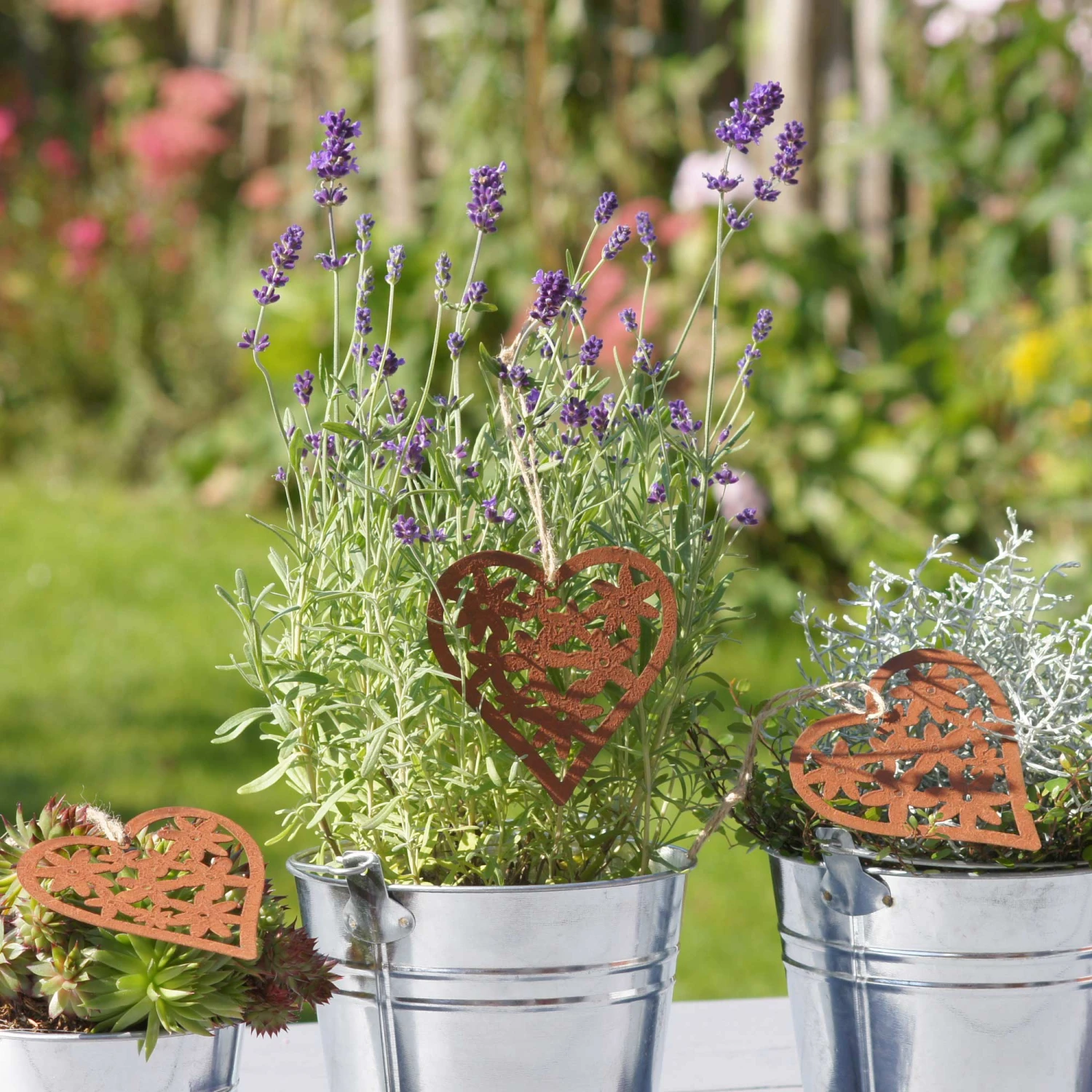 3er Set Aufhänger Rost Herz Mit Blumen In Braun 7 3er Set Aufhänger Rost Herz Mit Blumen In Braun – Bild 5