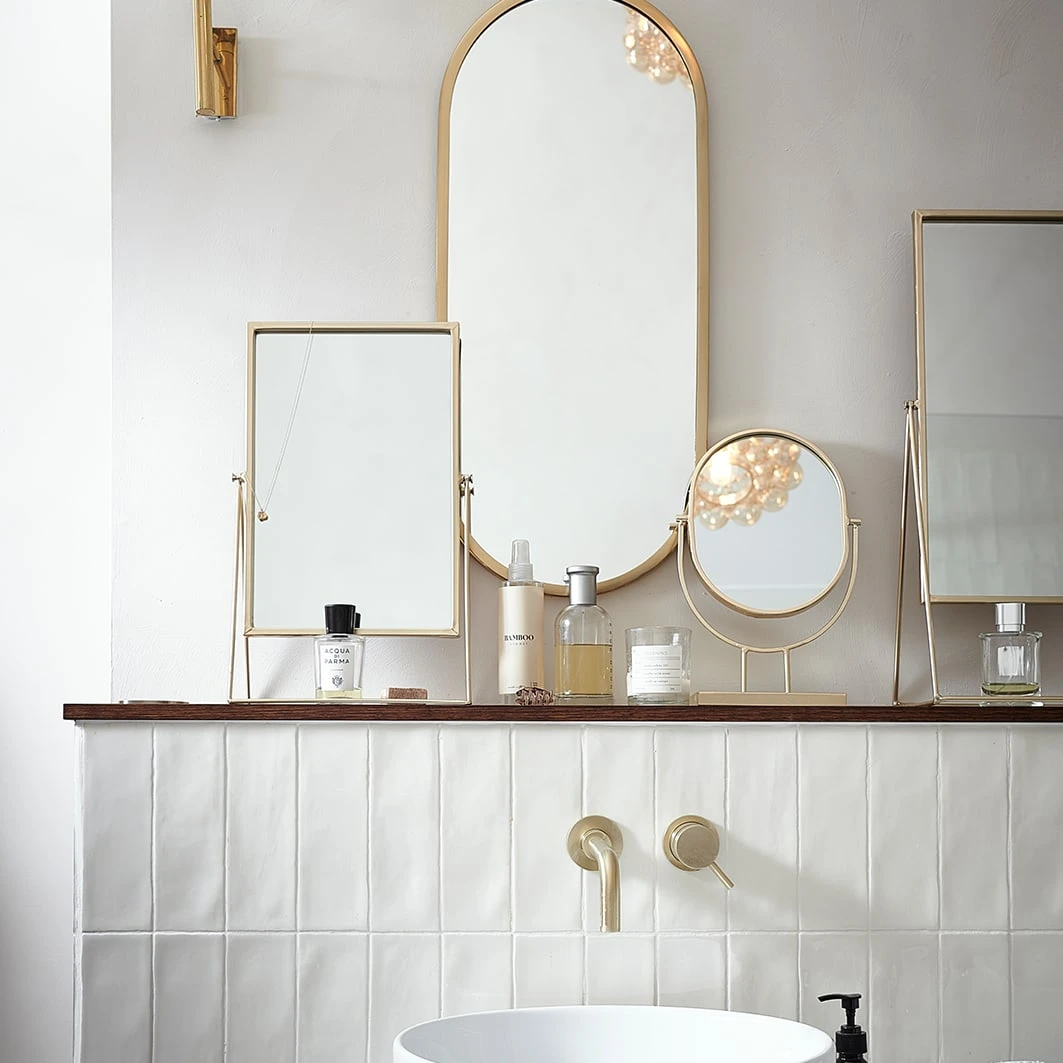 VTwonen Spiegel "Mirror Oval On Stand" In Goud - (L) 20,3 X (B) 31,1 X (H) 8,5cm 7 VTwonen Spiegel "Mirror Oval On Stand" In Goud - (L) 20,3 X (B) 31,1 X (H) 8,5cm – Bild 5